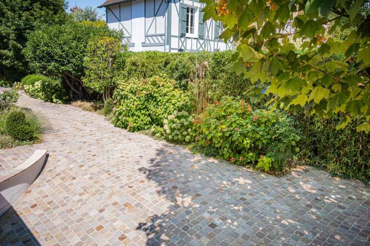 Travaux d’aménagement paysager Versailles